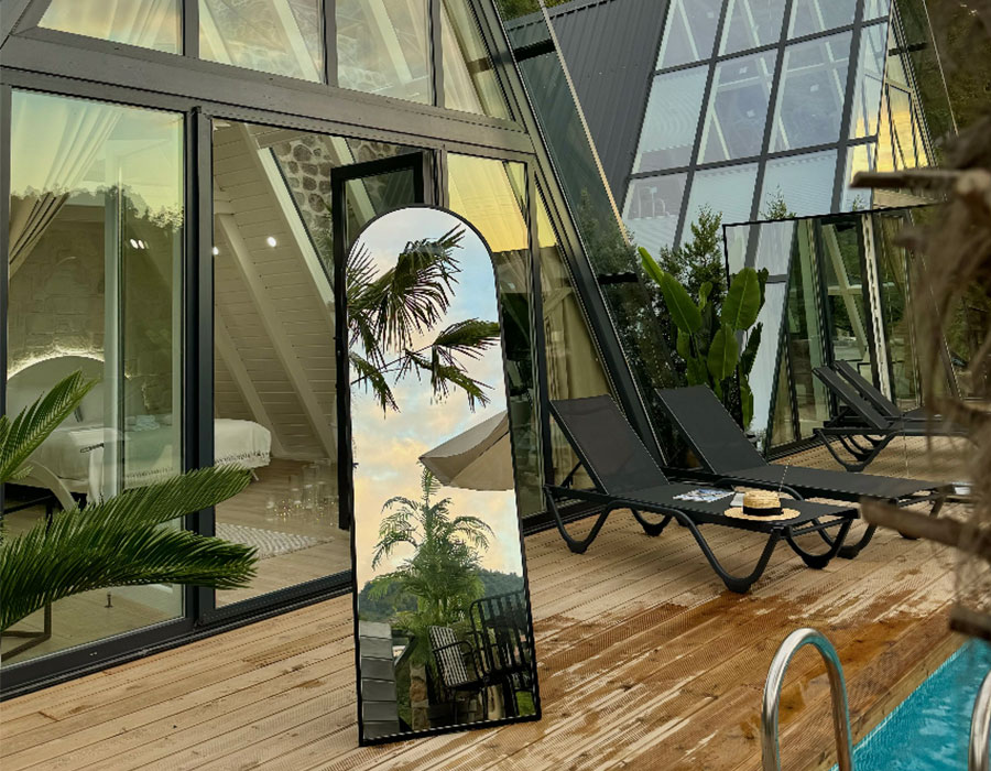 Rize Bungalov: Cam Çatılı Isıtmalı Havuzlu - Mirrorland