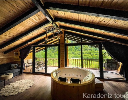 Rize Bungalov: Jakuzili & Şömineli Suit - Nafkar