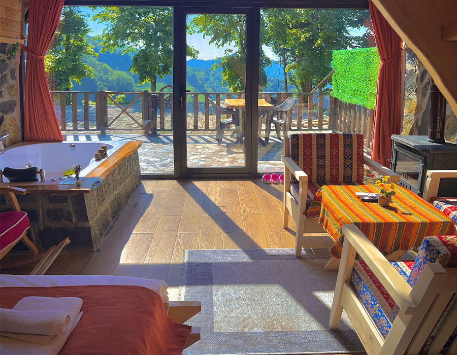 Rize Bungalov: Jakuzili & Şömineli - Turuncu Suit