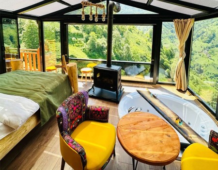 Rize Bungalov: Jakuzili Şömineli White Queen - Northland