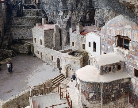 Sümela Manastırı ve Uzungöl Turu - Rize Çıkışlı