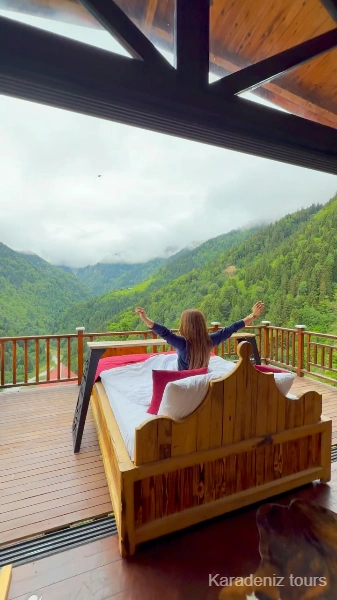 Rize Bungalov: Jakuzili &amp; Şömineli - Çiçekli Suit