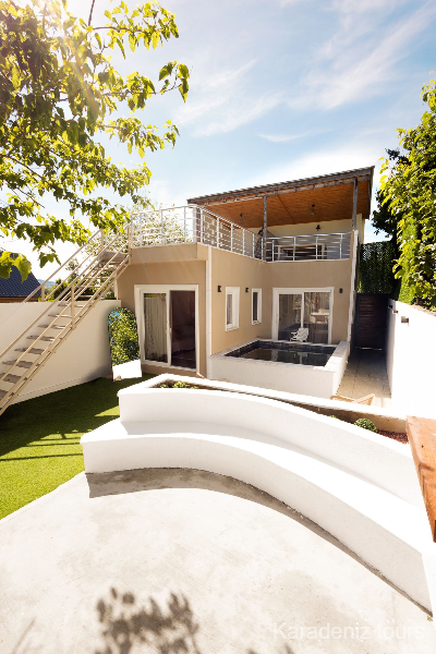 Rize Bungalov: Isıtmalı Havuzlu Tiny Hosue - Perla