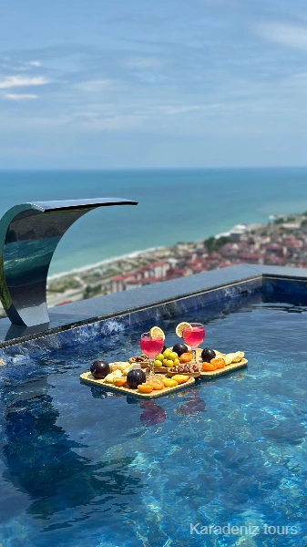 Rize Bungalov: Isıtmalı Havuzlu - Günbatımı