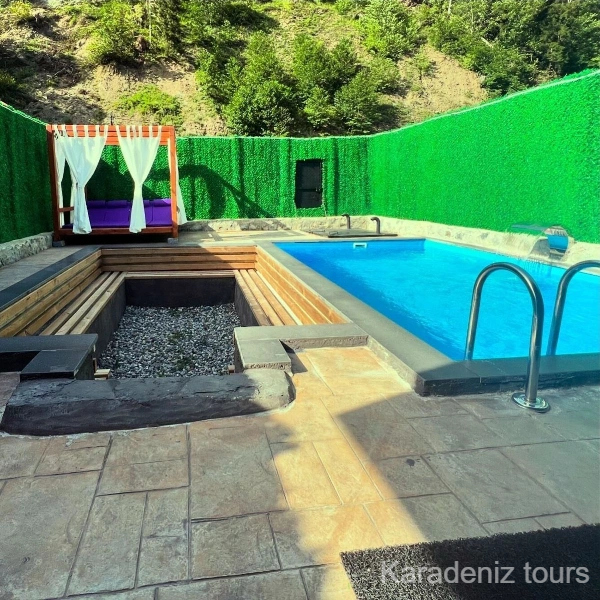 Rize Bungalov: Isıtmalı Havuzlu Villa - 4 M