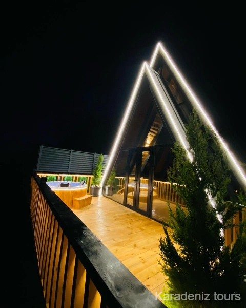 Rize Bungalov: Jakuzili Şömineli - VadiyeBak