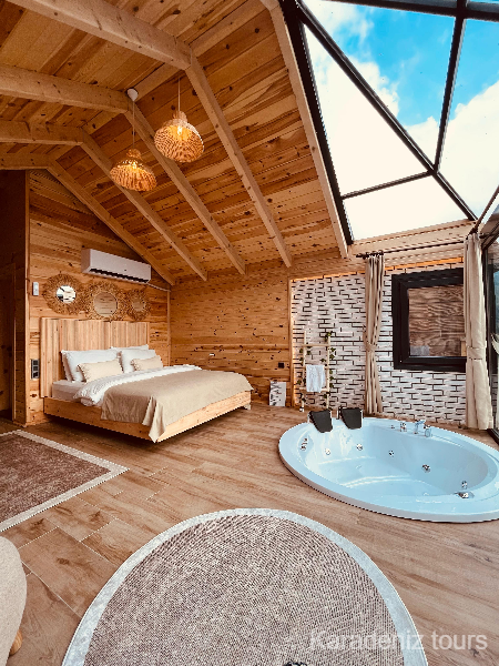 Rize Bungalov: Jakuzili & Cam Tavanlı Bungalov - Taşmahal