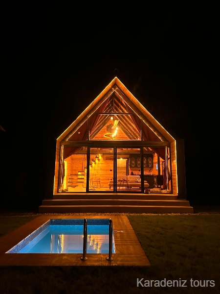 Rize Bungalov: Isıtmalı Havuzlu & Şömineli - Deredebiyer