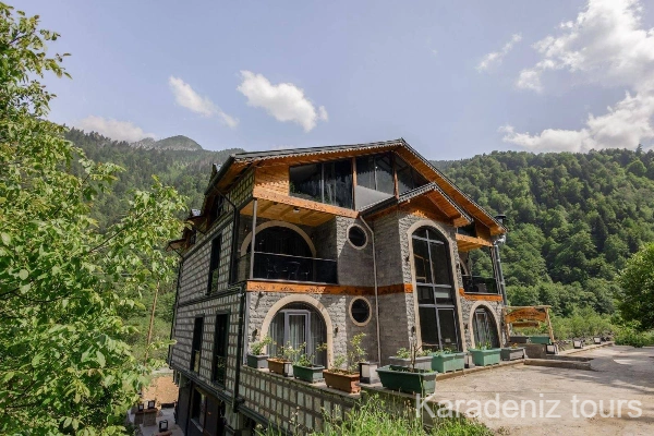 Rize Butik Otel: Taş Konak - Vadi