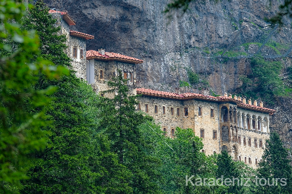 Daily Uzungöl and Sumela Monastery Tour from Rize